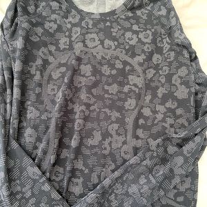 Lululemon long sleeve swiftly